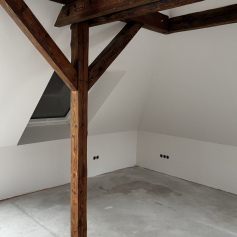 Dachgeschoss im beinahe fertiggestellten Zustand